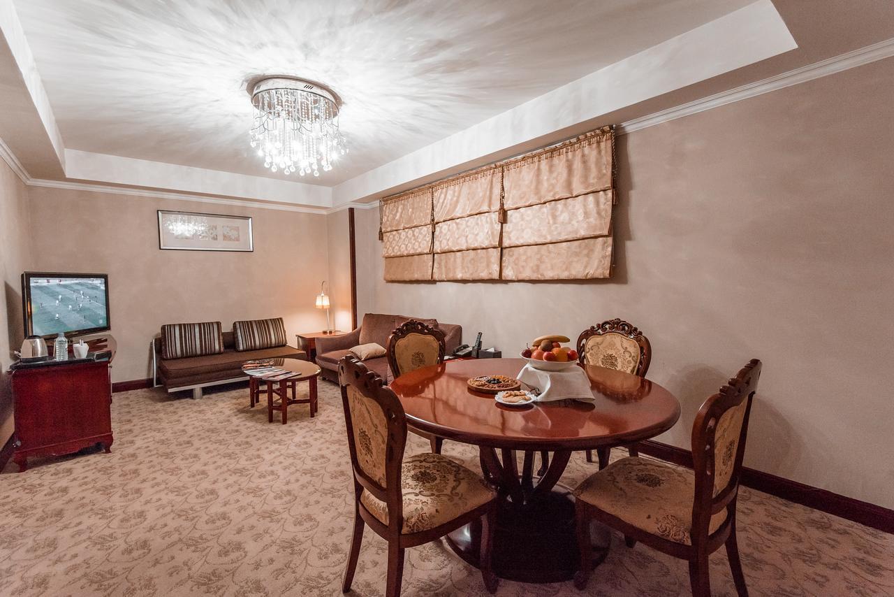 Swissotel Tashkent Exterior photo