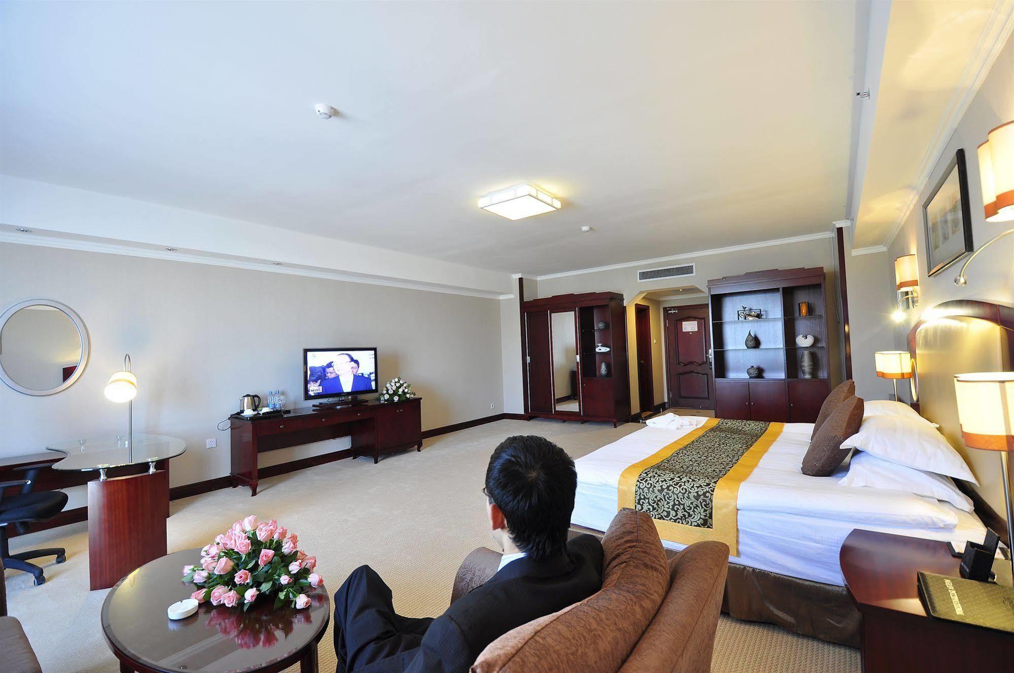 Swissotel Tashkent Room photo